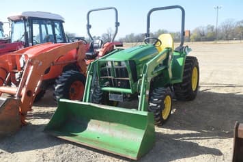 Main image John Deere 3038E